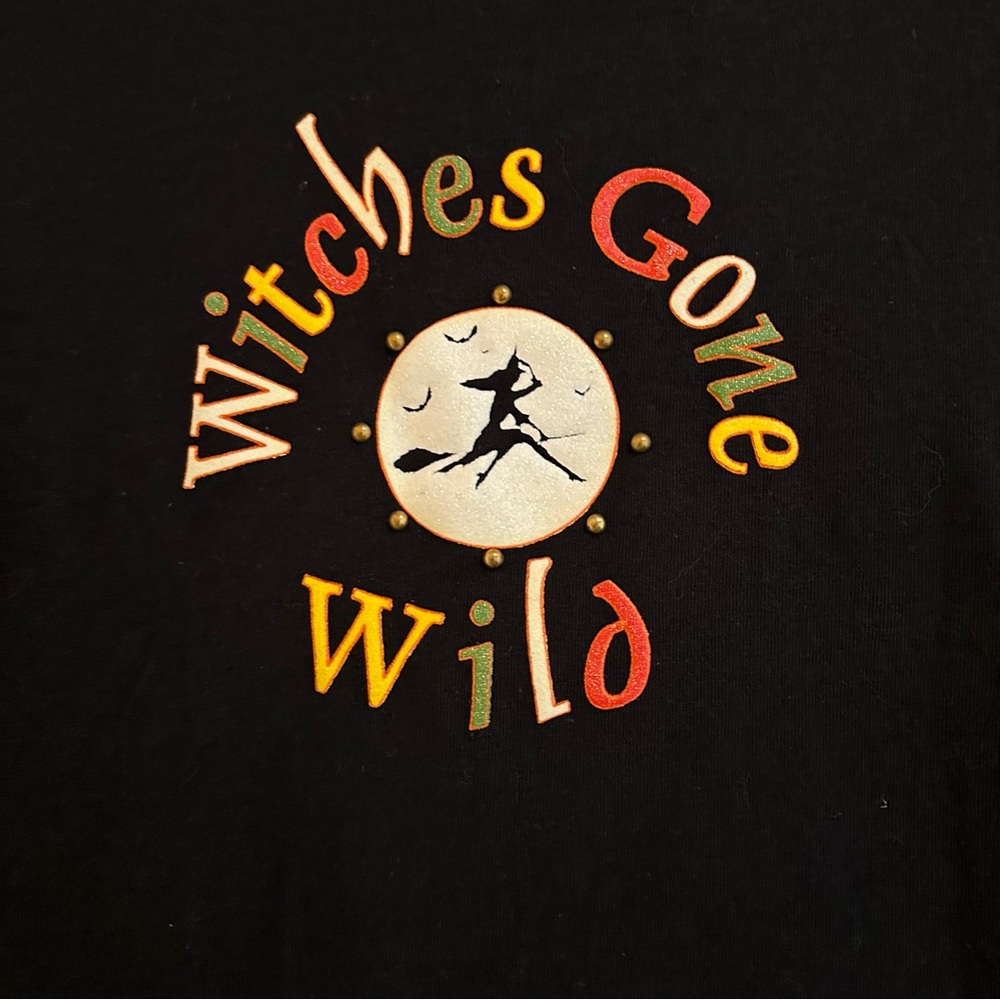 Halloween Witches Gone Wild Ladies Black Tee Shirt in Size Medium
